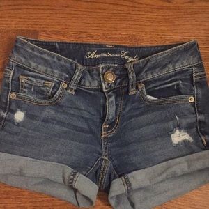 american eagle shorts!